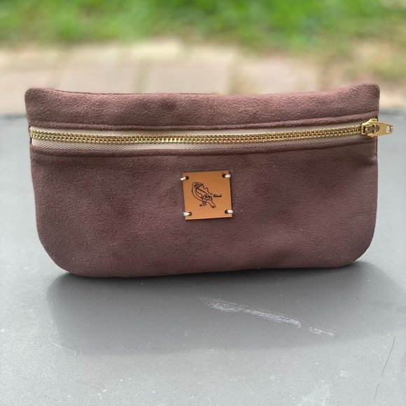 Cute bum bag! - Picture 10 of 13